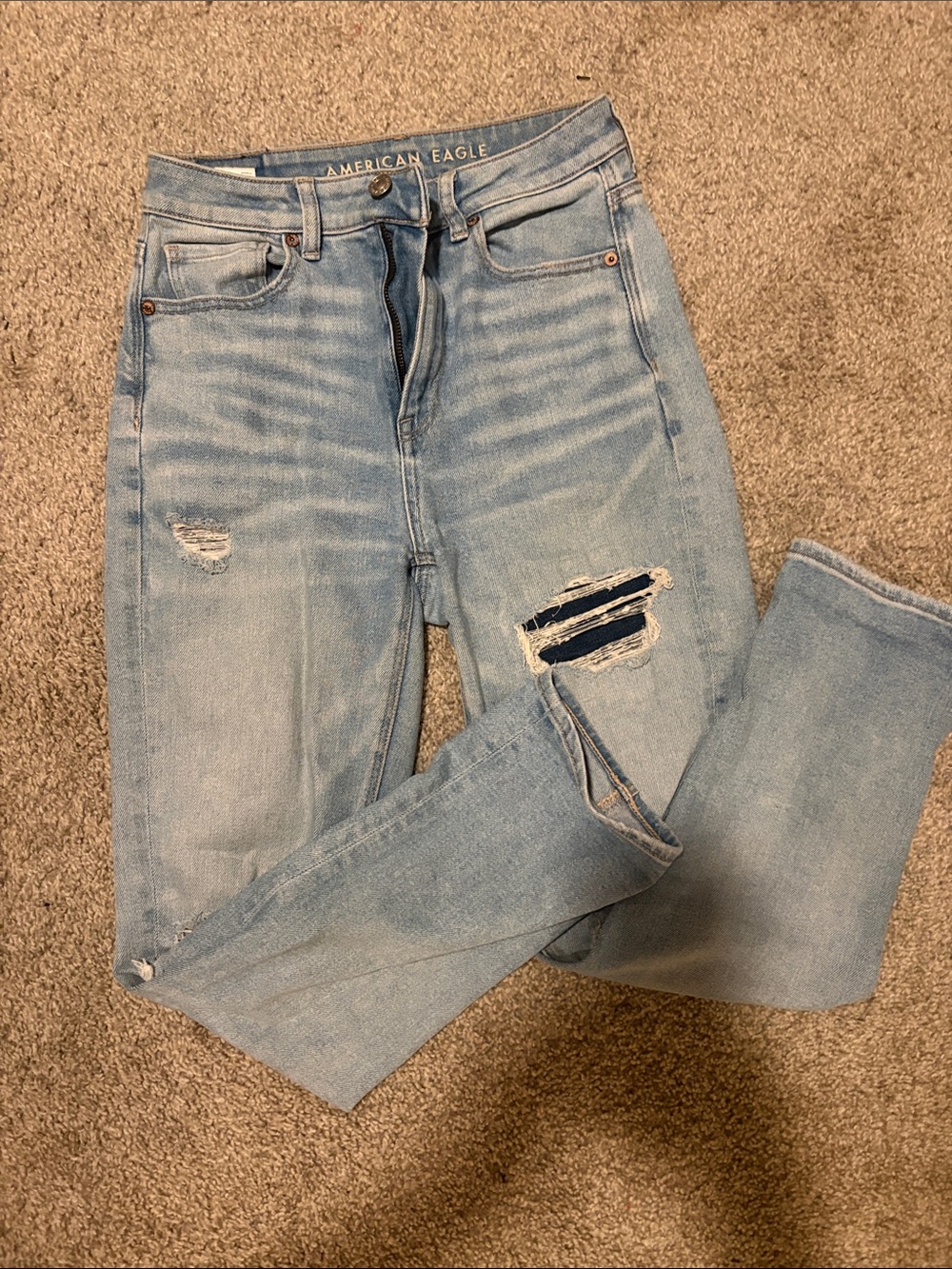 American Eagle Outfitters Light Blue Distressed Skinny Jeans
